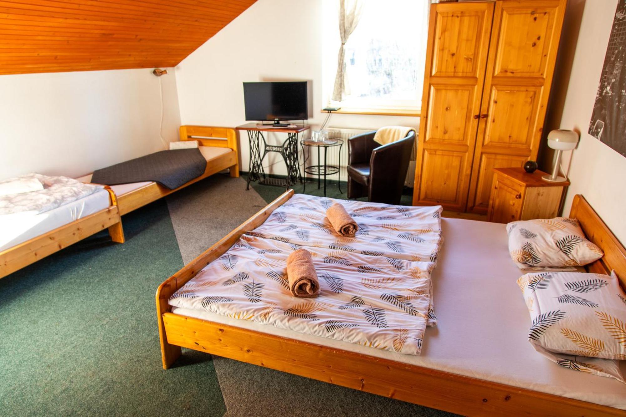 Pension Aqualand Free Parking Poprad Buitenkant foto