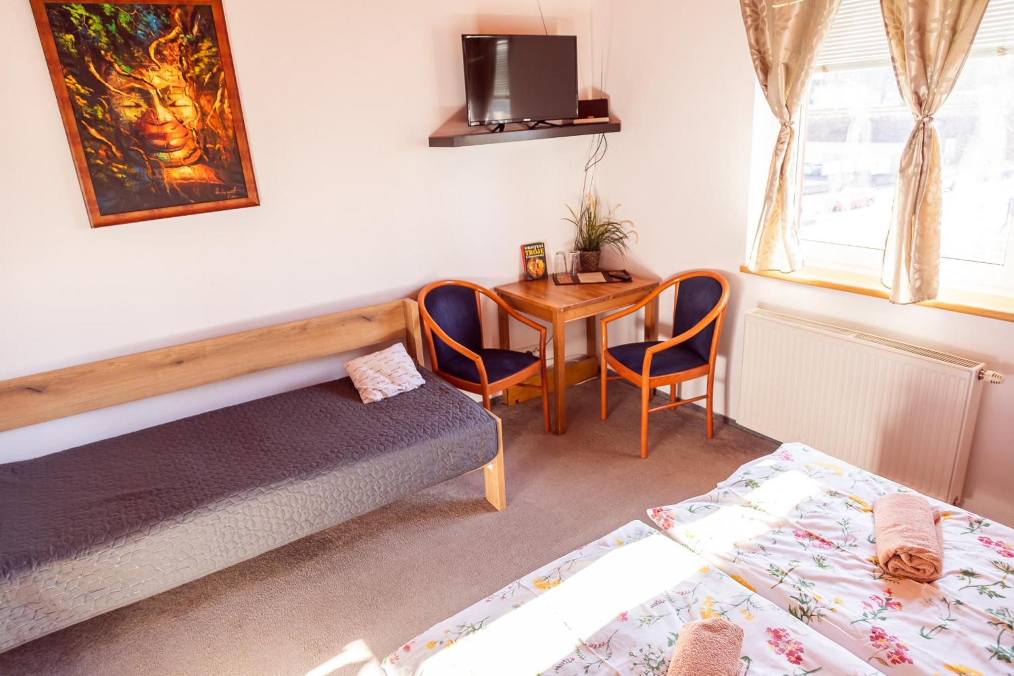 Pension Aqualand Free Parking Poprad Buitenkant foto