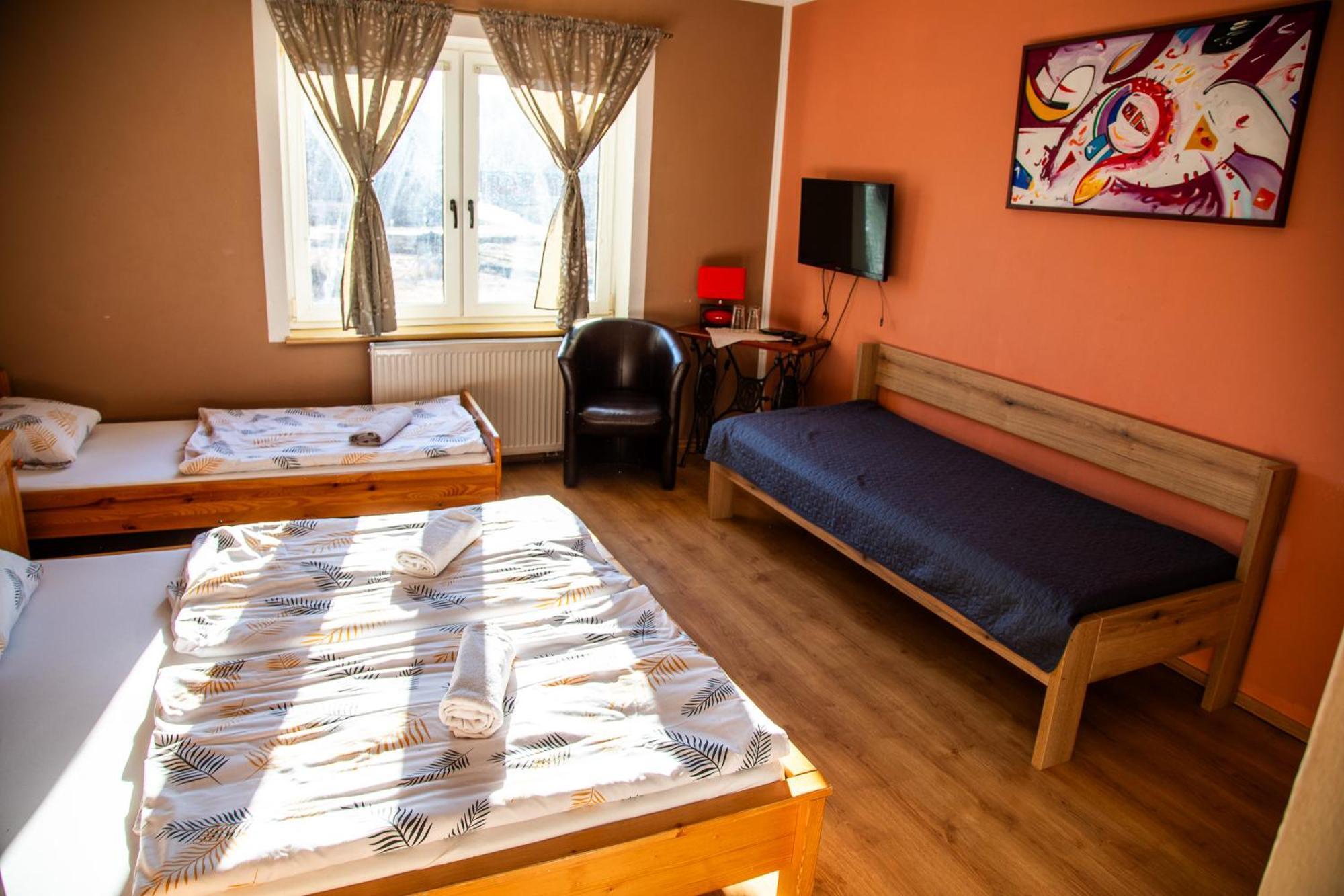 Pension Aqualand Free Parking Poprad Buitenkant foto